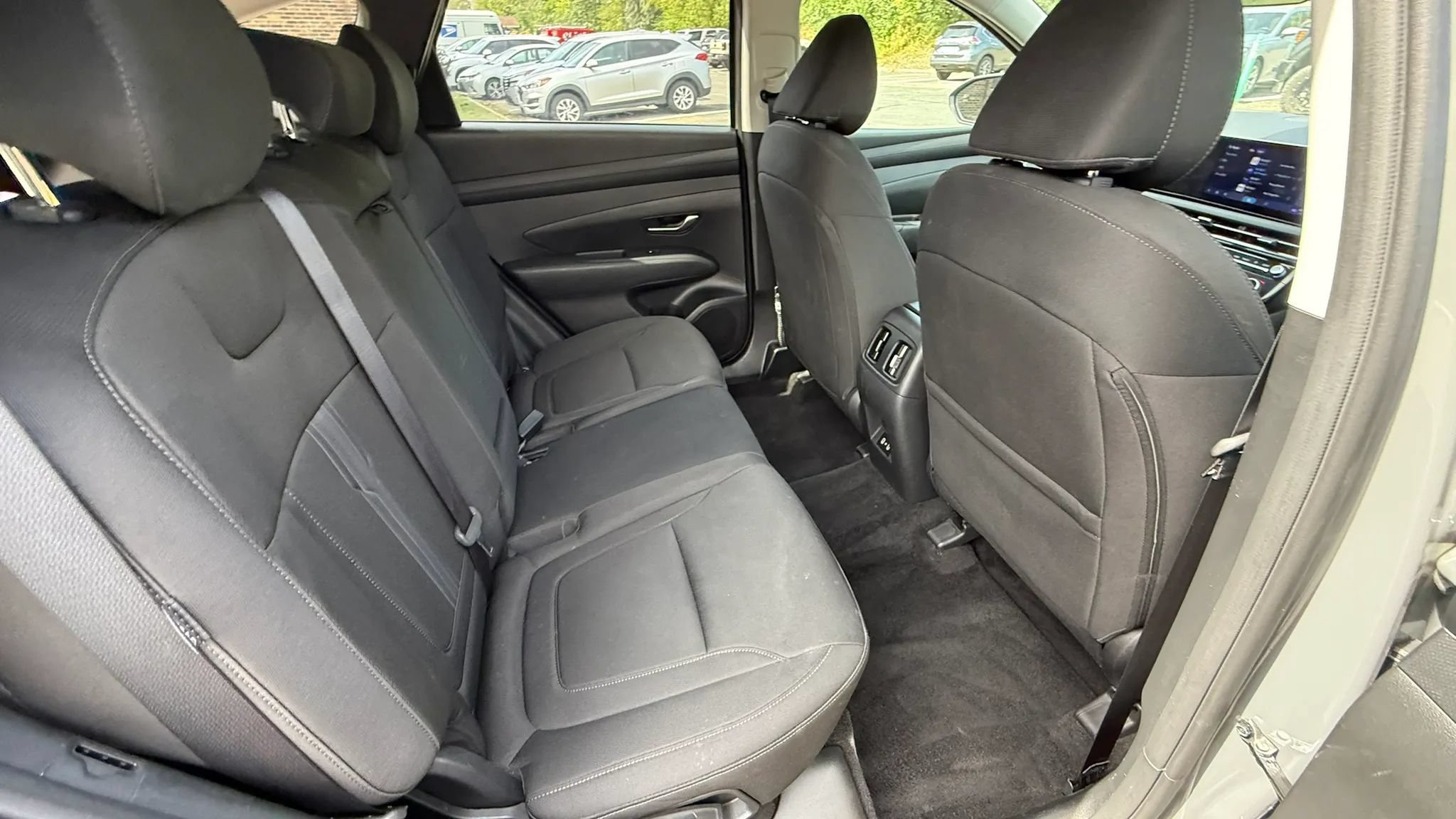 Used 2025 Hyundai Tucson SEL FWD image 34