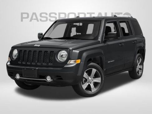 Used 2017 Jeep Patriot Latitude image 4