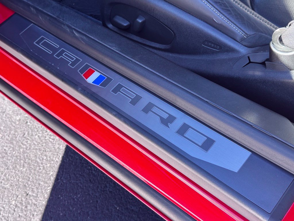 Used 2016 Chevrolet Camaro SS RWD image 39
