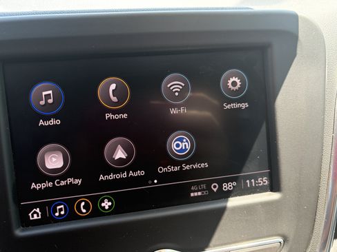 Used 2024 Chevrolet Equinox LS w/ LS Convenience Package FWD image 13