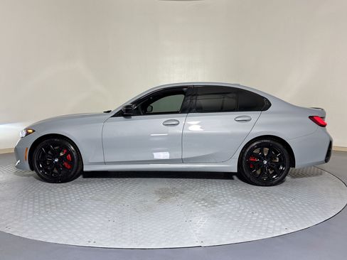 Used 2026 BMW 330i Sedan w/ M Sport Package RWD image 2