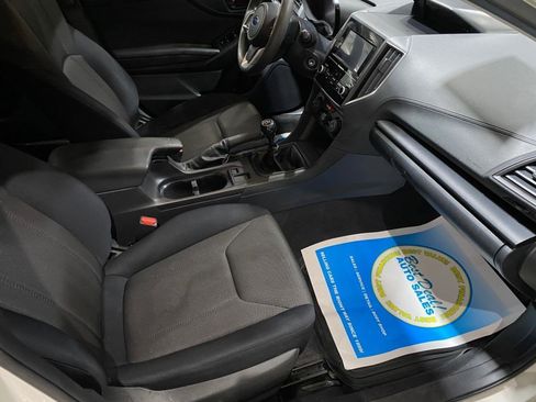 Used 2019 Subaru Crosstrek 2.0i AWD/4WD image 22