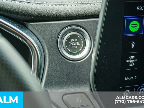 Used 2025 Chevrolet Blazer LT FWD image 33