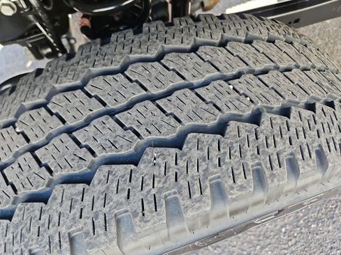 Used 2023 Ford F350 Lariat w/ Sport Appearance Package image 29