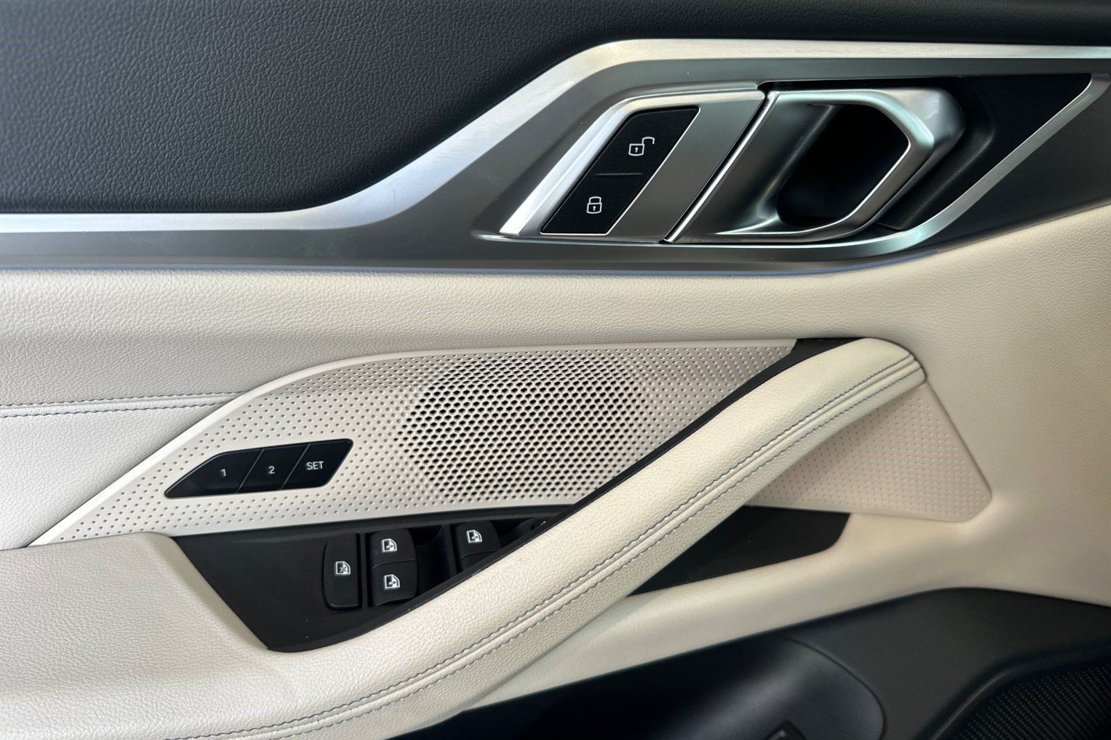 Used 2024 BMW i4 eDrive35 w/ Premium Package RWD image 12