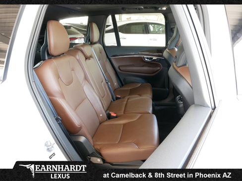 Used 2019 Volvo XC90 T6 Momentum AWD/4WD image 3