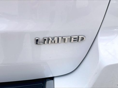 Used 2015 Jeep Grand Cherokee Limited w/ Mopar Chrome Edition Group RWD image 10