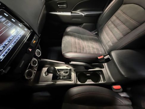 Used 2019 Mitsubishi Outlander Sport GT image 81