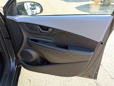 Used 2021 Hyundai Kona SEL image 37