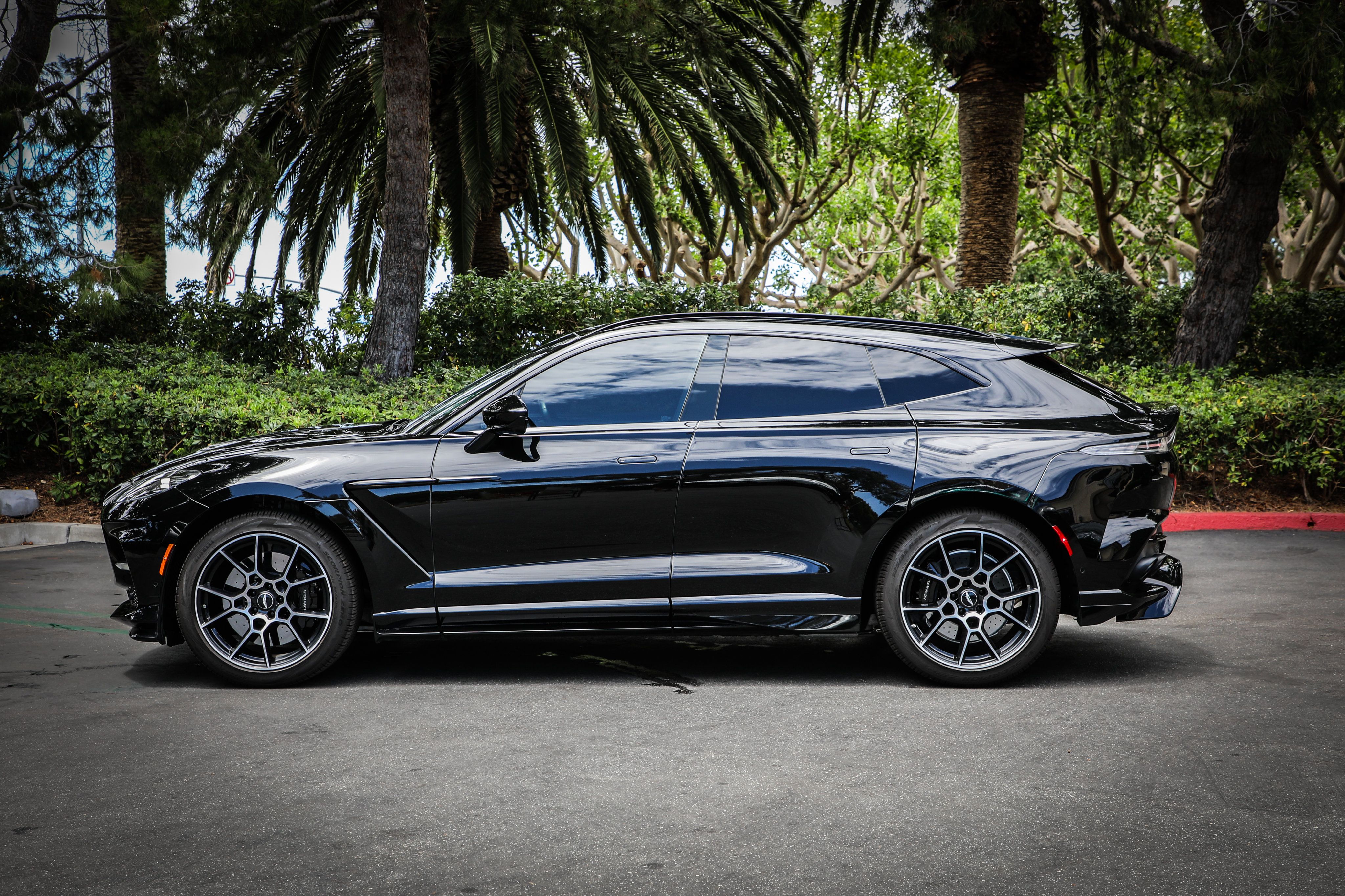 Used 2023 Aston Martin DBX 707 AWD/4WD image 27
