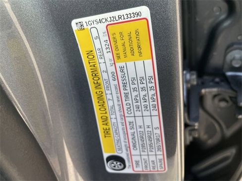 Used 2020 Cadillac Escalade Premium Luxury w/ LPO, Radiant Package image 36