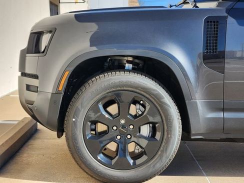 Used 2026 Land Rover Defender 110 S image 6