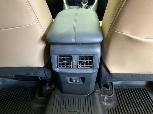 Used 2019 Toyota RAV4 XLE Premium w/ Cold Weather Package FWD image 10