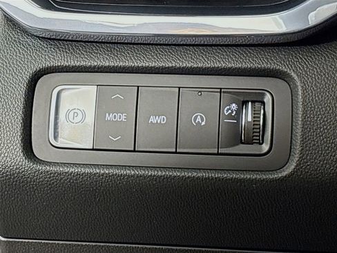 New 2026 GMC Acadia Elevation w/ Elevation Premium Package AWD/4WD image 10