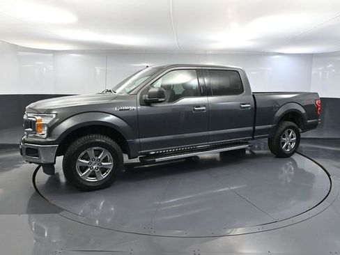 Used 2019 Ford F150 XLT w/ Equipment Group 302A Luxury AWD/4WD image 12