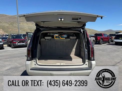 Used 2015 Cadillac Escalade Premium AWD/4WD image 33
