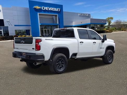 Used 2025 Chevrolet Silverado 2500 ZR2 w/ ZR2 Bison Edition AWD/4WD image 24
