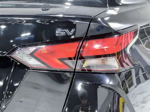 Used 2020 Nissan Versa SV image 12