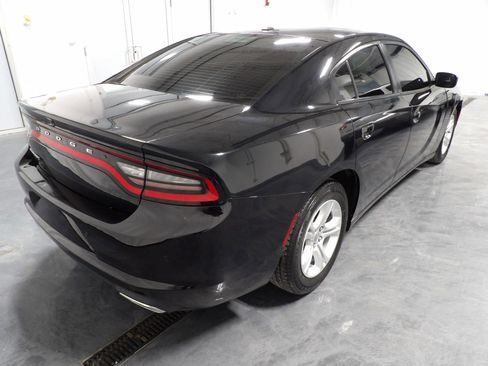 Used 2020 Dodge Charger SXT image 5