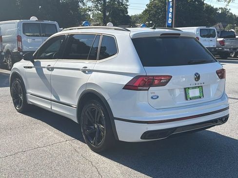 Used 2023 Volkswagen Tiguan SE R-Line FWD image 6