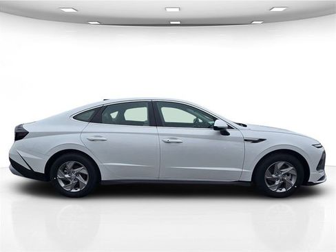 New 2026 Hyundai Sonata SE image 11