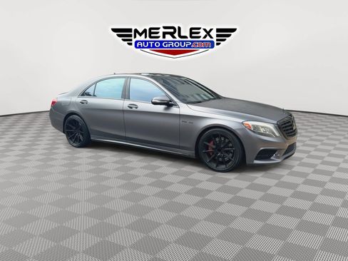 Used 2016 Mercedes-Benz S 550 Sedan image 2