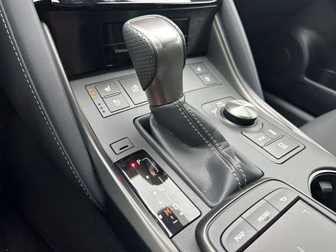 Used 2022 Lexus IS 350 F Sport image 17