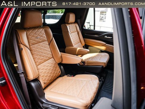 Used 2023 Cadillac Escalade Sport AWD/4WD image 55