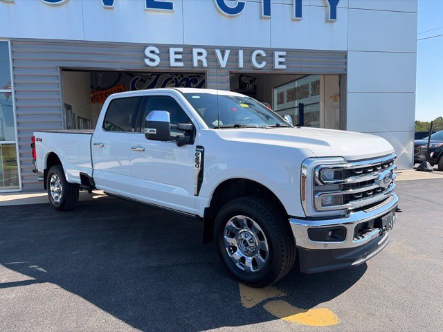 Used 2025 Ford F250 King Ranch w/ Chrome Package AWD/4WD image 4