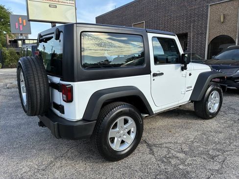 Used 2016 Jeep Wrangler Sport w/ Quick Order Package 24S AWD/4WD image 4