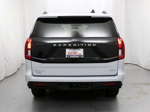 New 2025 Ford Expedition Max Active image 6