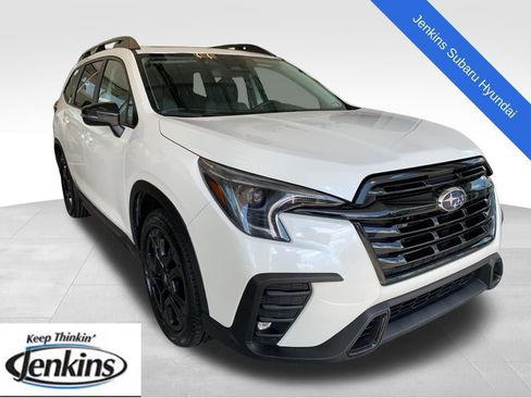 Used 2023 Subaru Ascent Onyx Edition image 1