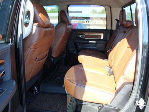 Used 2014 RAM 1500 Laramie Longhorn w/ Convenience Group AWD/4WD image 10
