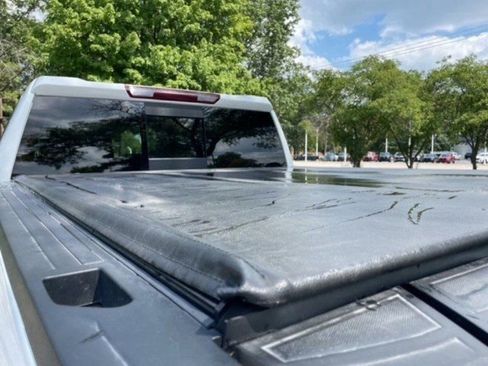 Used 2023 GMC Sierra 1500 SLT w/ SLT Premium Package image 41