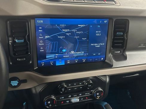 Used 2021 Ford Bronco Wildtrak image 24