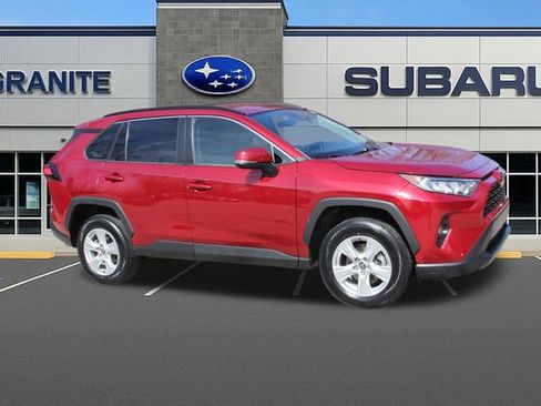 Used 2021 Toyota RAV4 XLE image 14