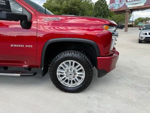 Used 2022 Chevrolet Silverado 2500 High Country w/ Z71 Off-Road Package AWD/4WD image 96
