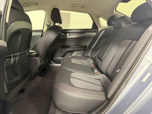 Used 2023 Kia K5 LXS FWD image 12