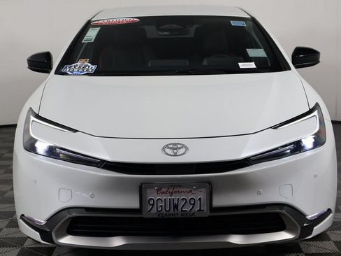 Used 2023 Toyota Prius Prime FWD image 2