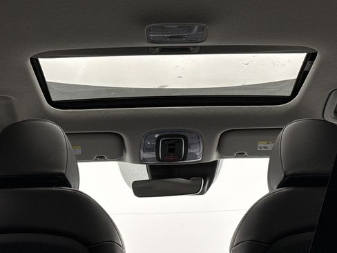 Used 2023 Hyundai Elantra Limited image 20