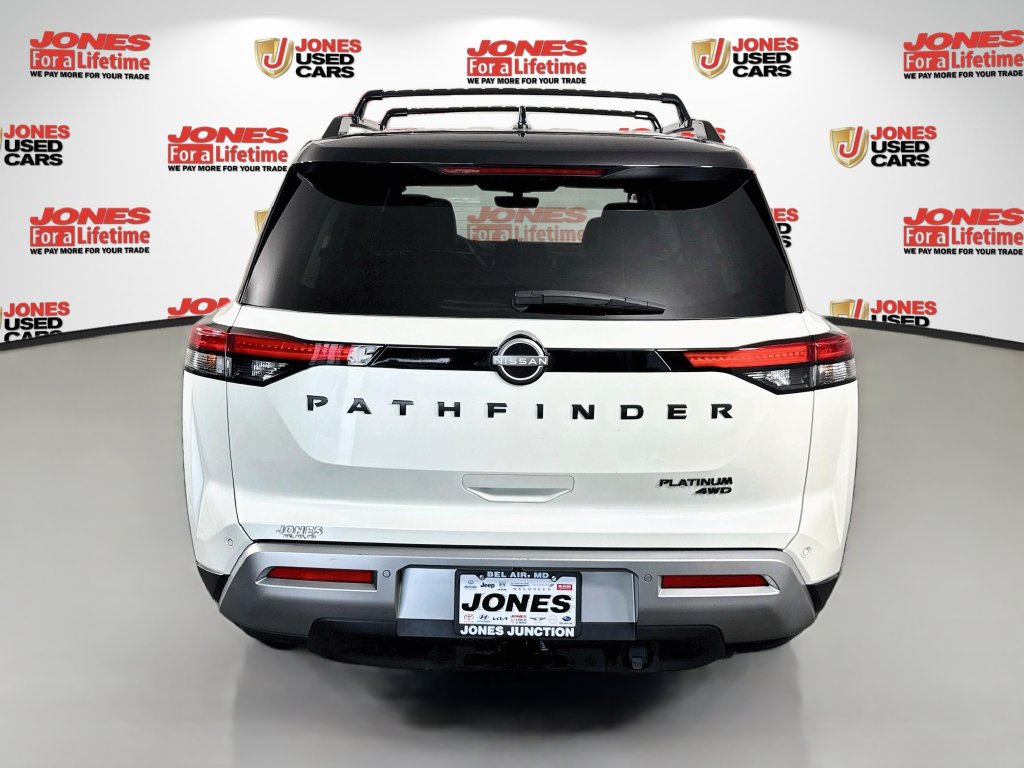 Certified 2024 Nissan Pathfinder Platinum AWD/4WD image 18