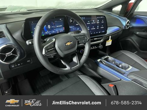 New 2026 Chevrolet Equinox EV LT image 20