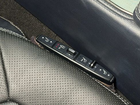 Used 2013 Mercedes-Benz CLS 550 image 48