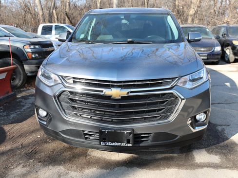Used 2018 Chevrolet Traverse LT image 3