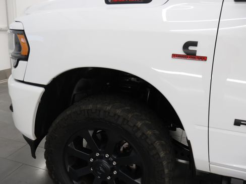Used 2022 RAM 2500 Big Horn w/ Night Edition AWD/4WD image 33