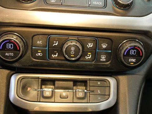 Used 2020 GMC Acadia SLT w/ GMC Pro Grade Package AWD/4WD image 29