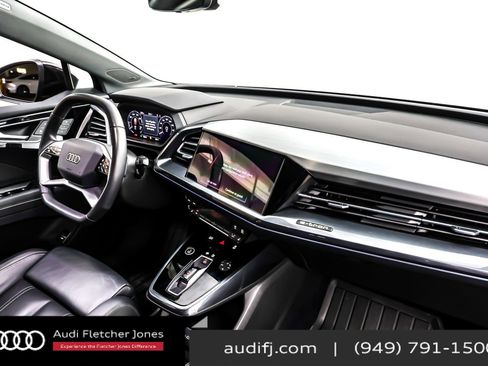 Used 2023 Audi Q4 e-tron Premium Plus w/ Premium Plus image 17