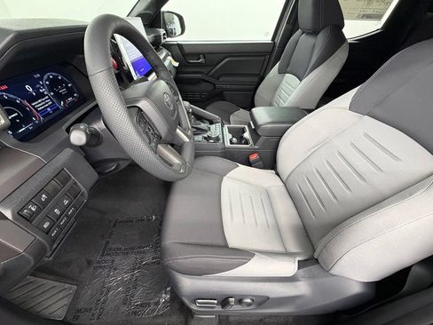 New 2026 Toyota Tacoma TRD Off-Road AWD/4WD image 18