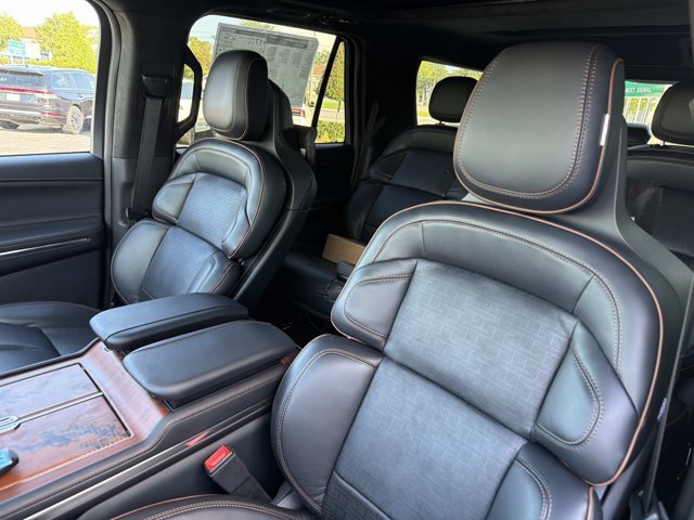 New 2027 Lincoln Navigator Black Label AWD/4WD image 13