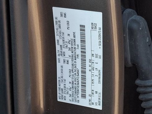 Used 2019 Ford F150 Lariat w/ Equipment Group 501A Mid image 26